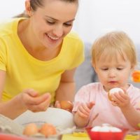 فواید و مضرات مصرف تخم مرغ و تاثیر آن بر رشد کودکان